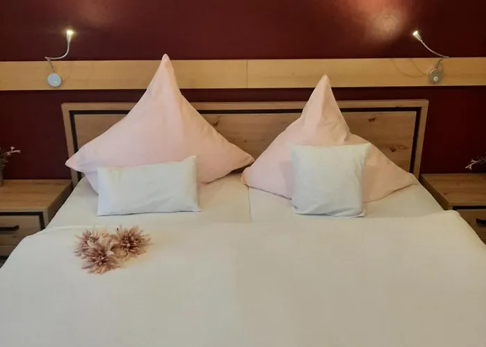 Zum Sonnenschein * זימראת'